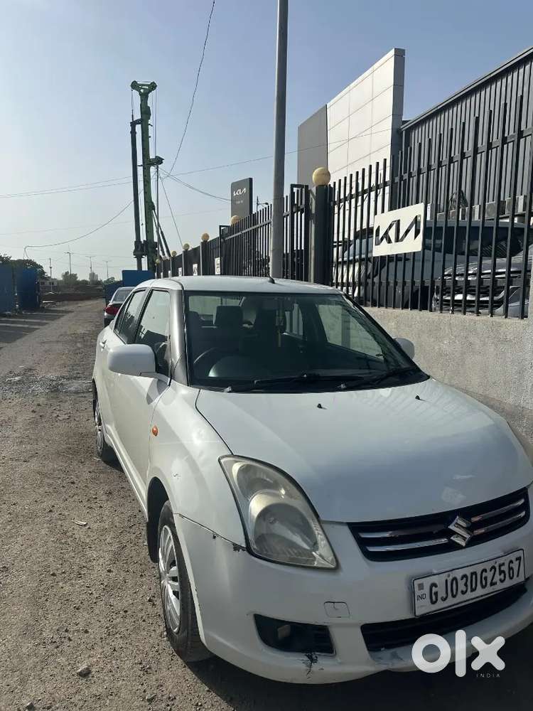 Maruti Suzuki Swift Dzire 2011 Petrol 86700 Km Driven