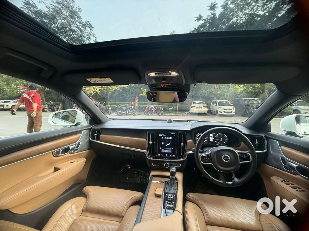 Volvo S90 D4 Momentum, 2019, Diesel