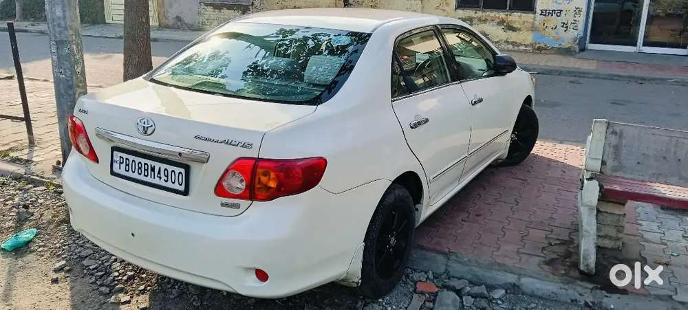 Toyota Corolla Altis 2010 Petrol Manual