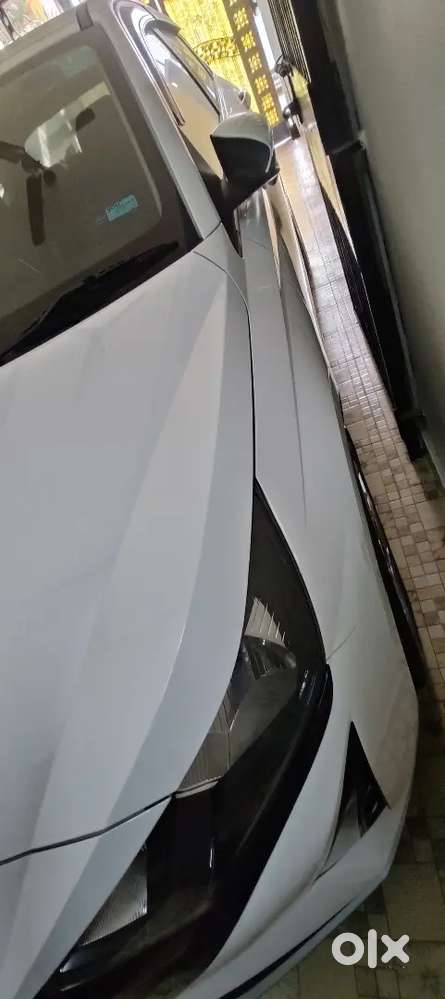 New Hyundai I20 (white - Automatic)