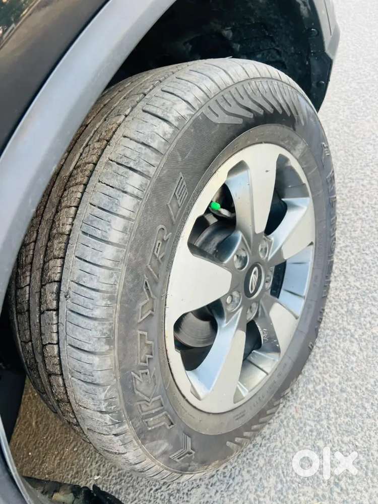 Mahindra Alturas G4 Diesel 2021
