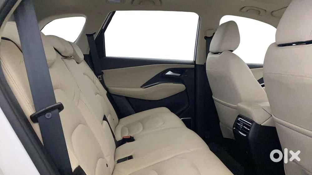 Mg Hector Sharp Pro 1.5 Turbo Cvt, 2024, Petrol