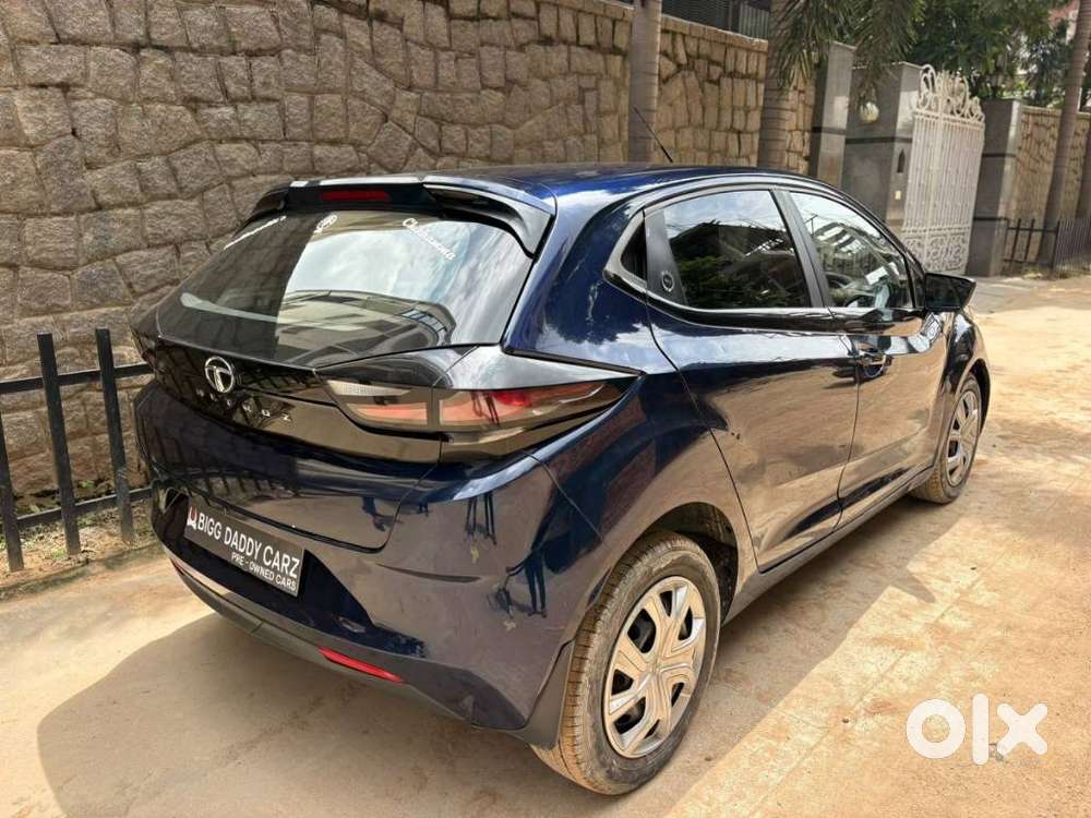 Tata Altroz 1.2 Xm Plus, 2023, Electric