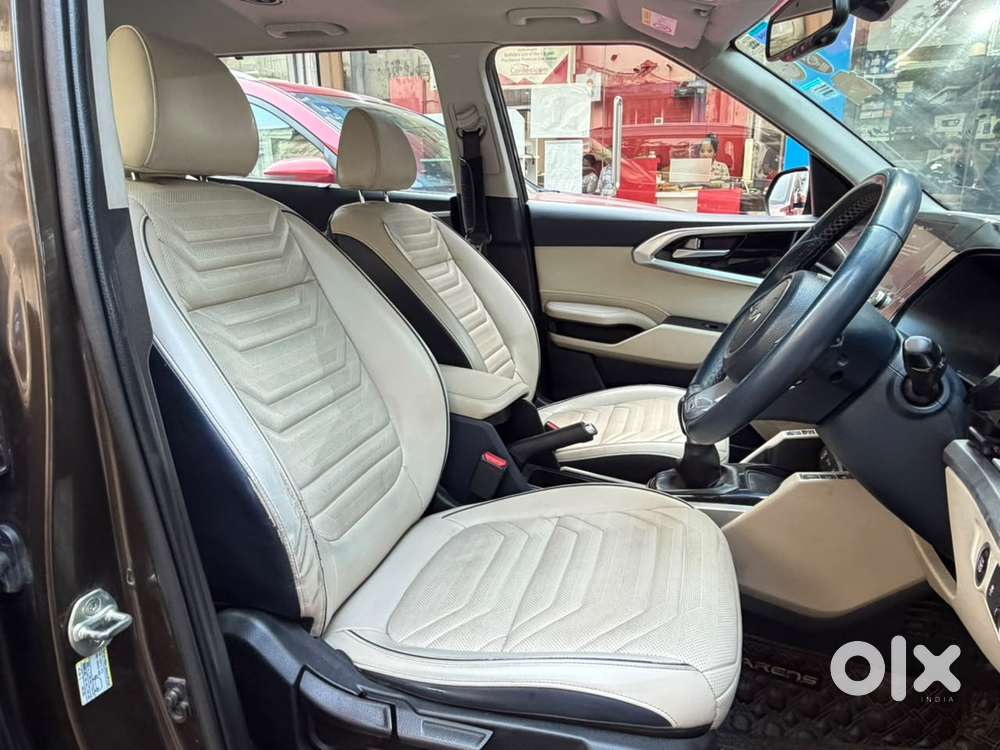 Kia Carens 1.5 Luxury Plus Turbo 7 Str, 2022, Petrol