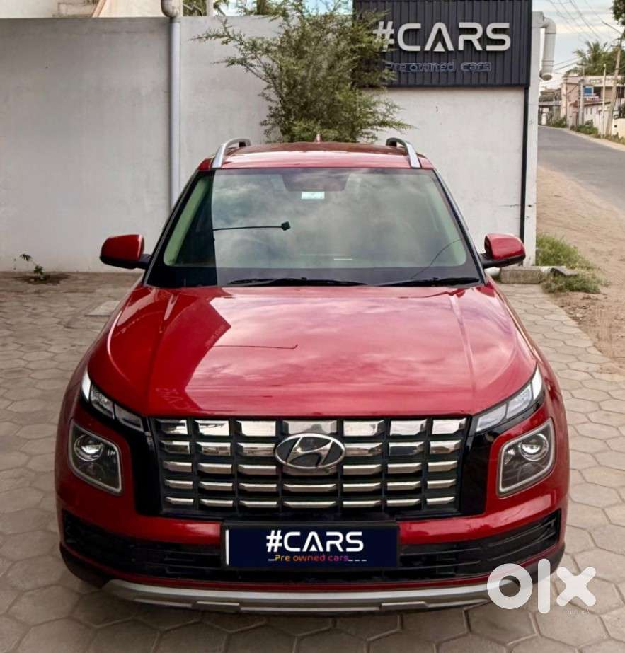 Hyundai Venue 1.2 S (o), 2024, Petrol