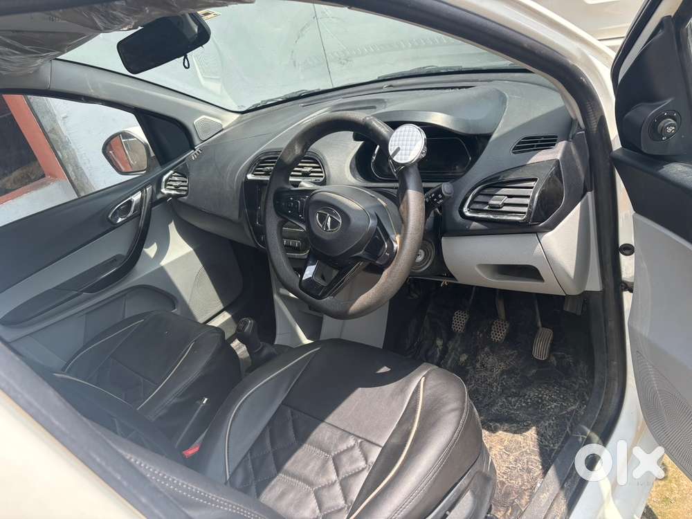 Tata Tiago Petrol 2020
