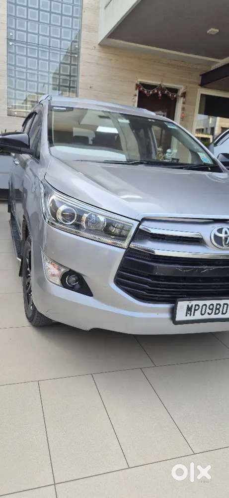 Toyota Innova Crysta 2016