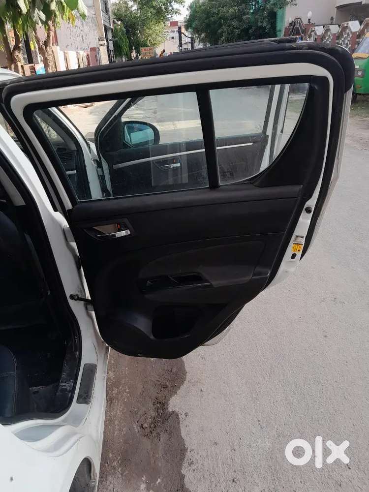 Maruti Suzuki Swift 2017 Diesel 43000 Km Driven