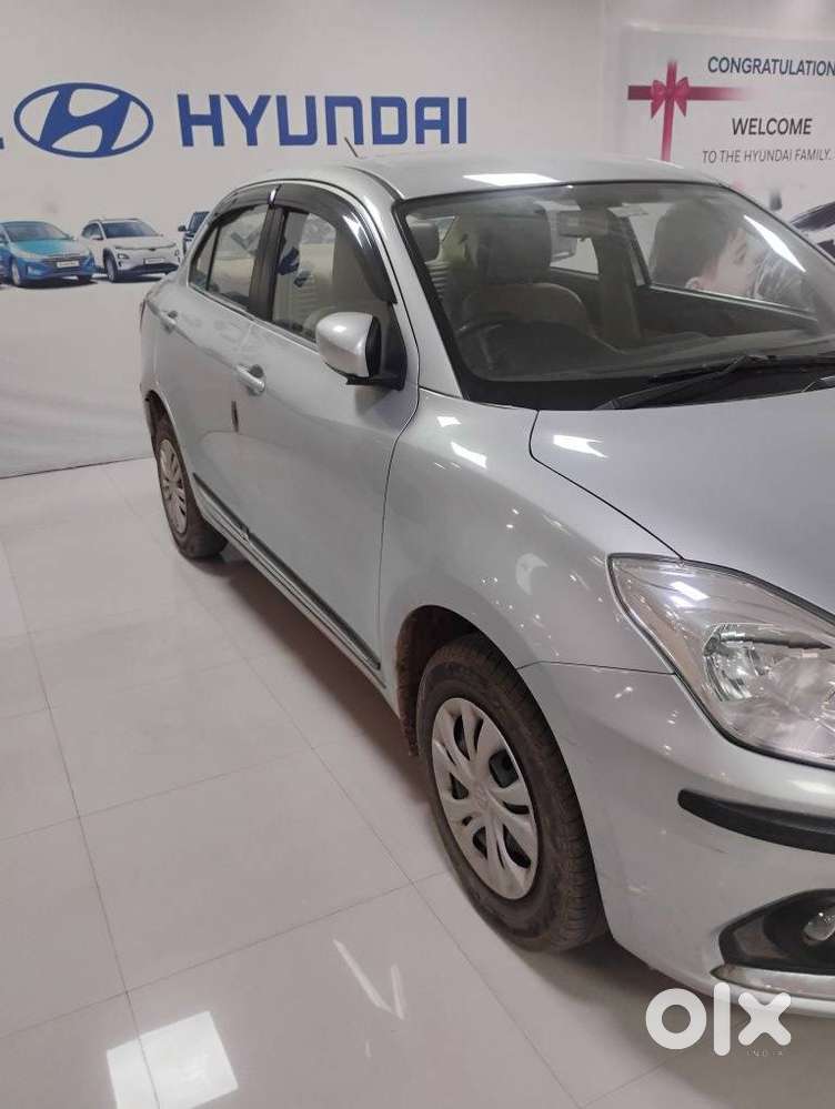 Maruti Suzuki Dzire 1.2 Vxi, 2024, Petrol