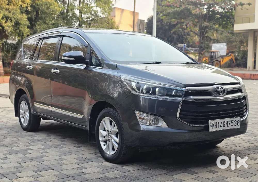 Toyota Innova Crysta 2017 Diesel 143000 Km Driven