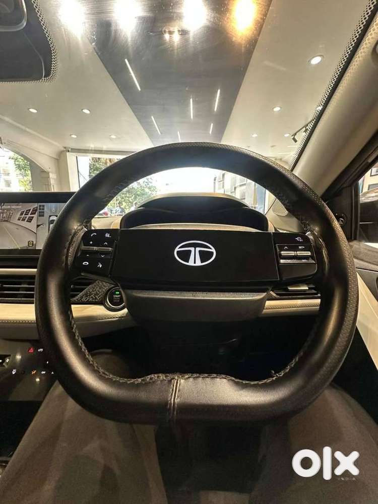 Tata Nexon Creative Plus(sunroof) 2024