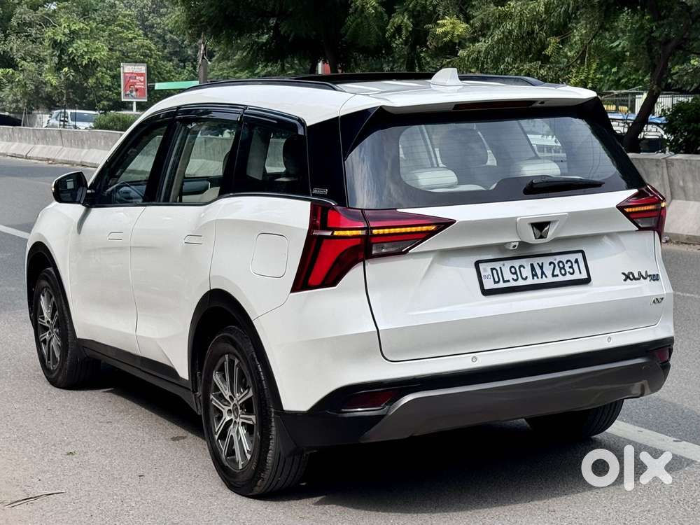 Mahindra Xuv700 2.0 Ax 7 Petrol Mt Str, 2022, Petrol