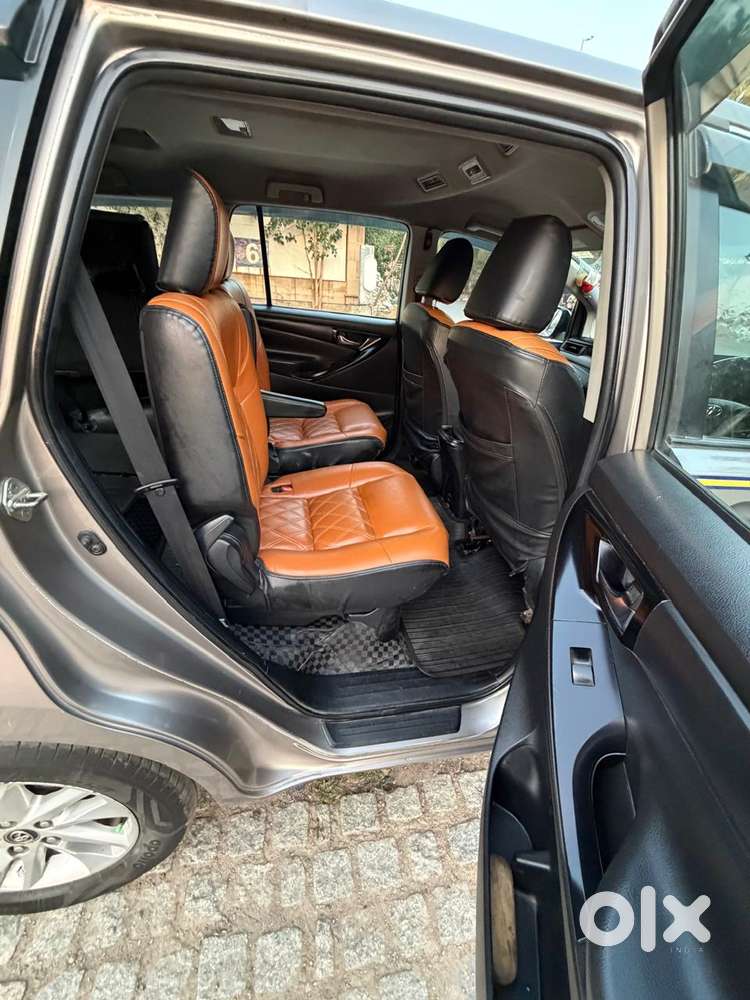 Toyota Innova Crysta 2.4 G Mt, 2017, Diesel