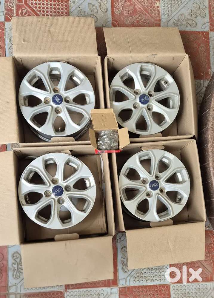 Ford 14 inch Alloy wheels - Spare Parts - 1827761553