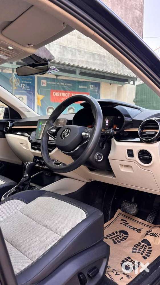 Skoda Slavia, 2025, Petrol