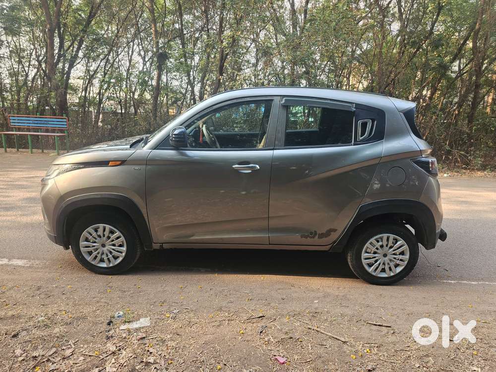 Mahindra Kuv 100 G80 K2, 2017, Petrol