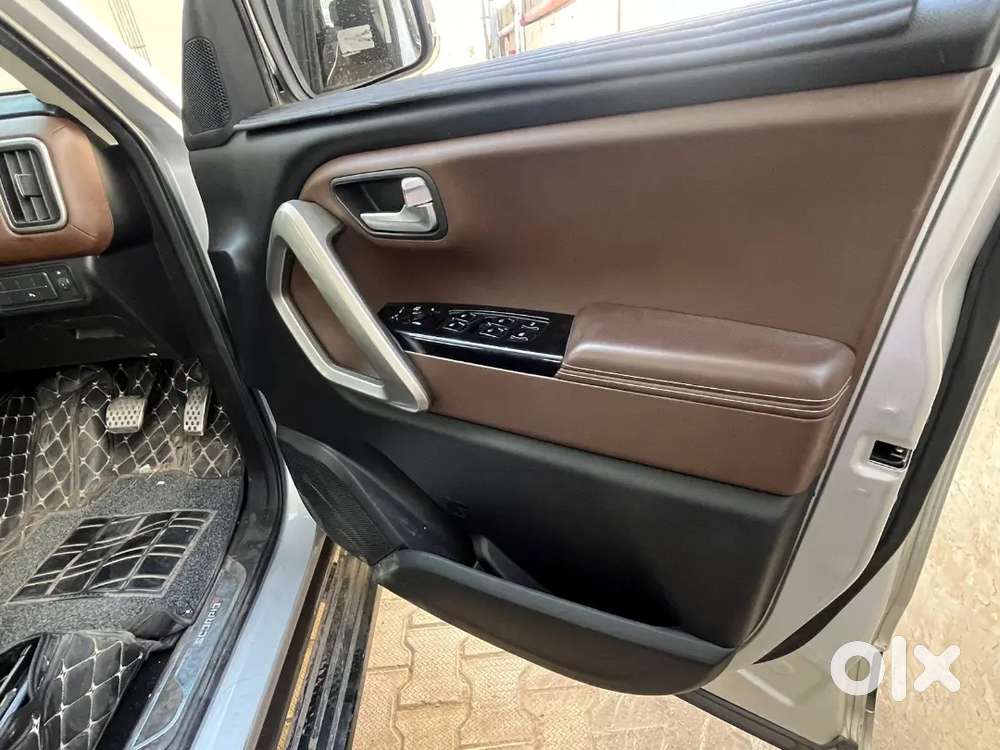 Selling  Scorpio N First Owner  Ch Registration