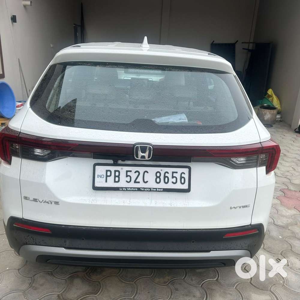 Honda Elevate 2026 Petrol 4000 Km Driven