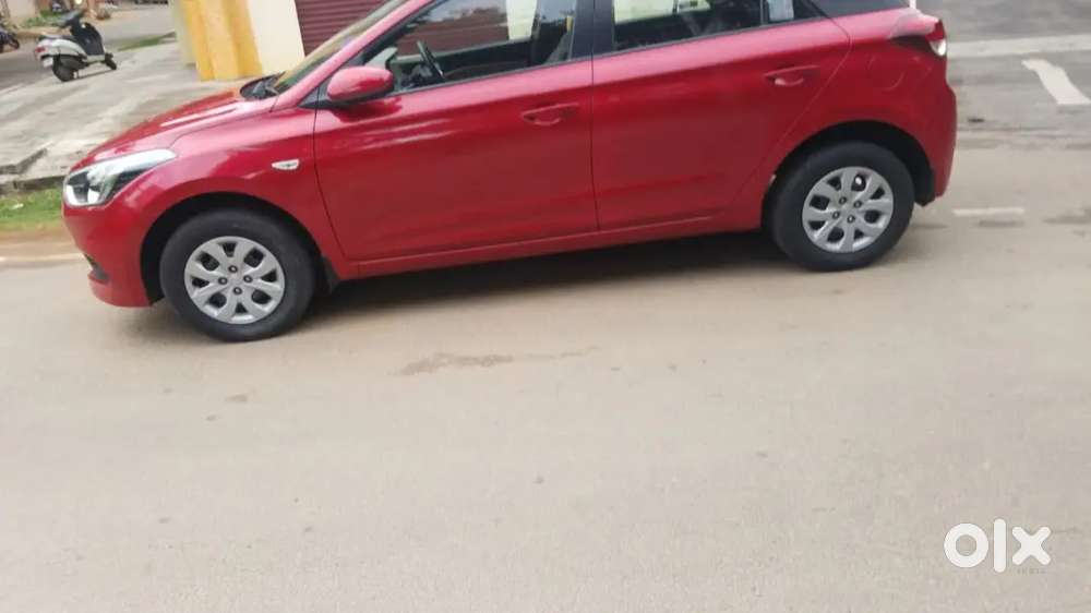 Well Maintained Lady D.r Used Cars Hyundai I20 Magna 2015 Petrol