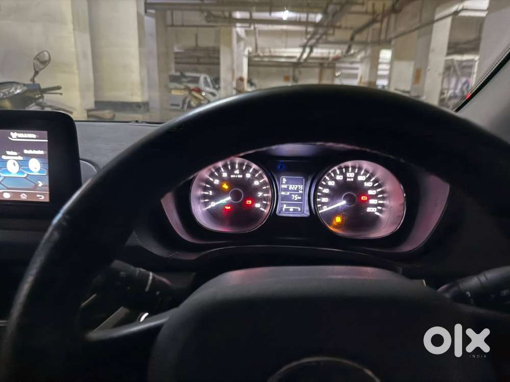 Tata Nexon Xz+ Tope Model Dual Tone Manual
