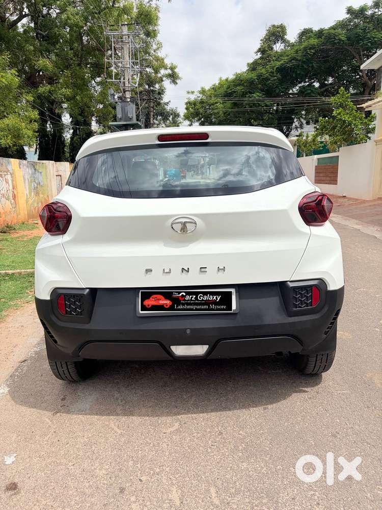 Tata Punch Creative, 2023, Petrol