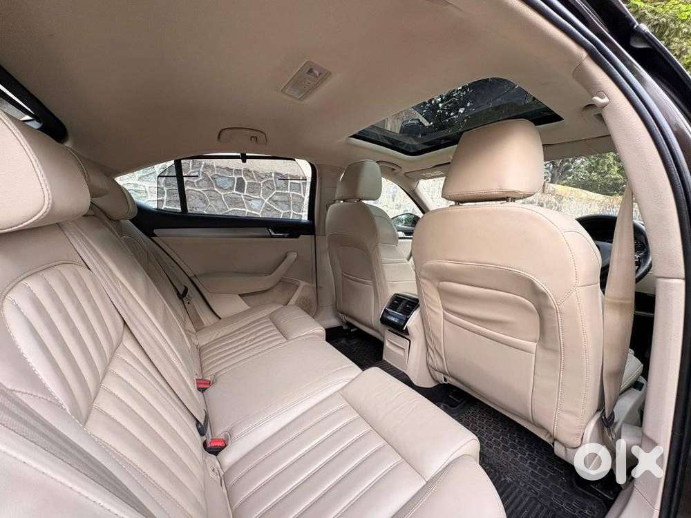 Skoda Superb Style 1.8 Tsi At, 2017, Petrol