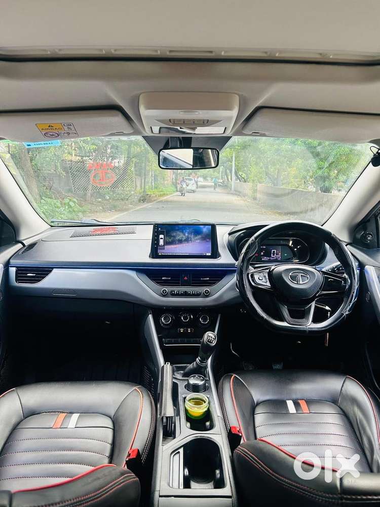 Tata Nexon 1.2 Revotron Xm (s), 2023, Cng & Hybrids