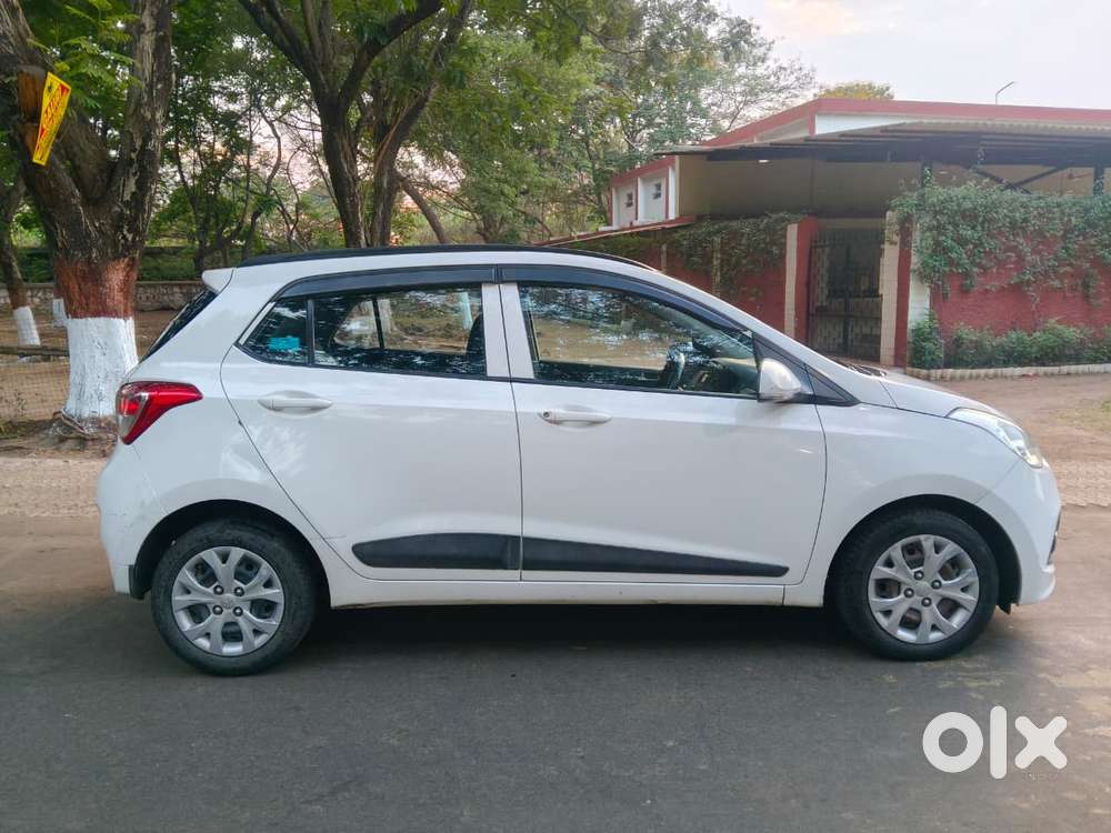 Hyundai Grand I10 Sportz 1.2 Kappa Vtvt, 2016, Petrol