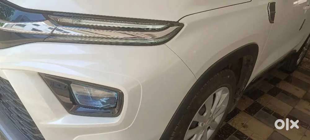 Toyota Hyryder Neo E-drive Manual  Café White  12k Km  No Accidents