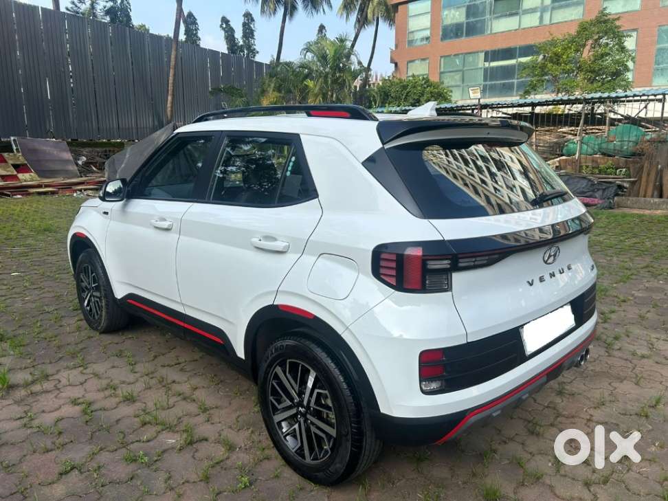 Hyundai Venue N Line 1.0 N8 Turbo Dct Dual Tone, 2023, Petrol