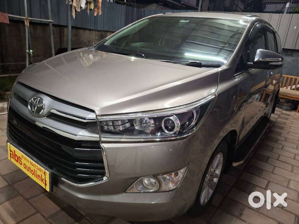Toyota Innova Crysta 2.8 Z, 2017