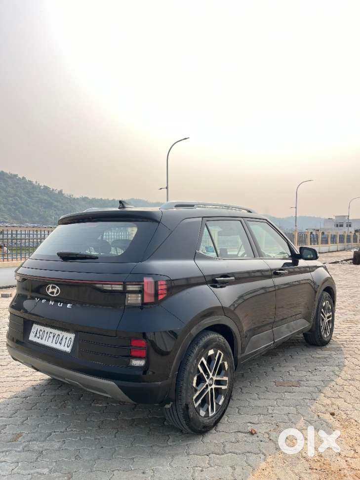 Hyundai Venue Sx Mt, 2024, Diesel