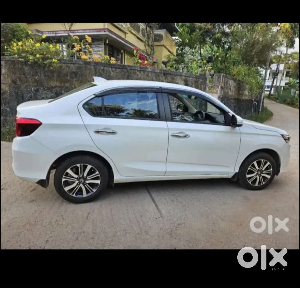 Honda Amaze 2025 Petrol 10000 Km Driven