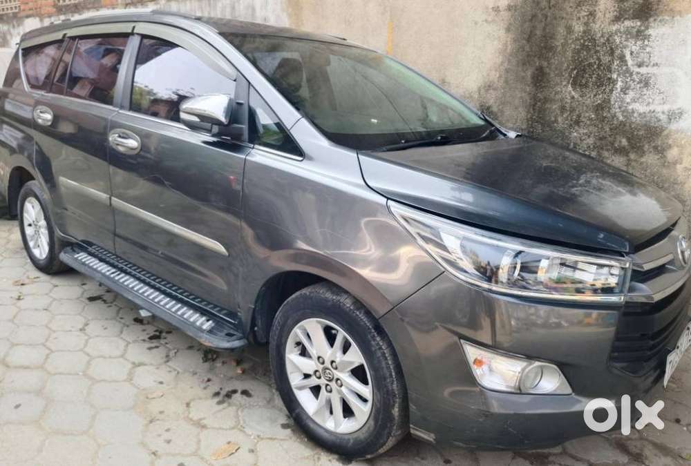Toyota Innova Crysta 2.4 G Mt 8s, 2017, Diesel