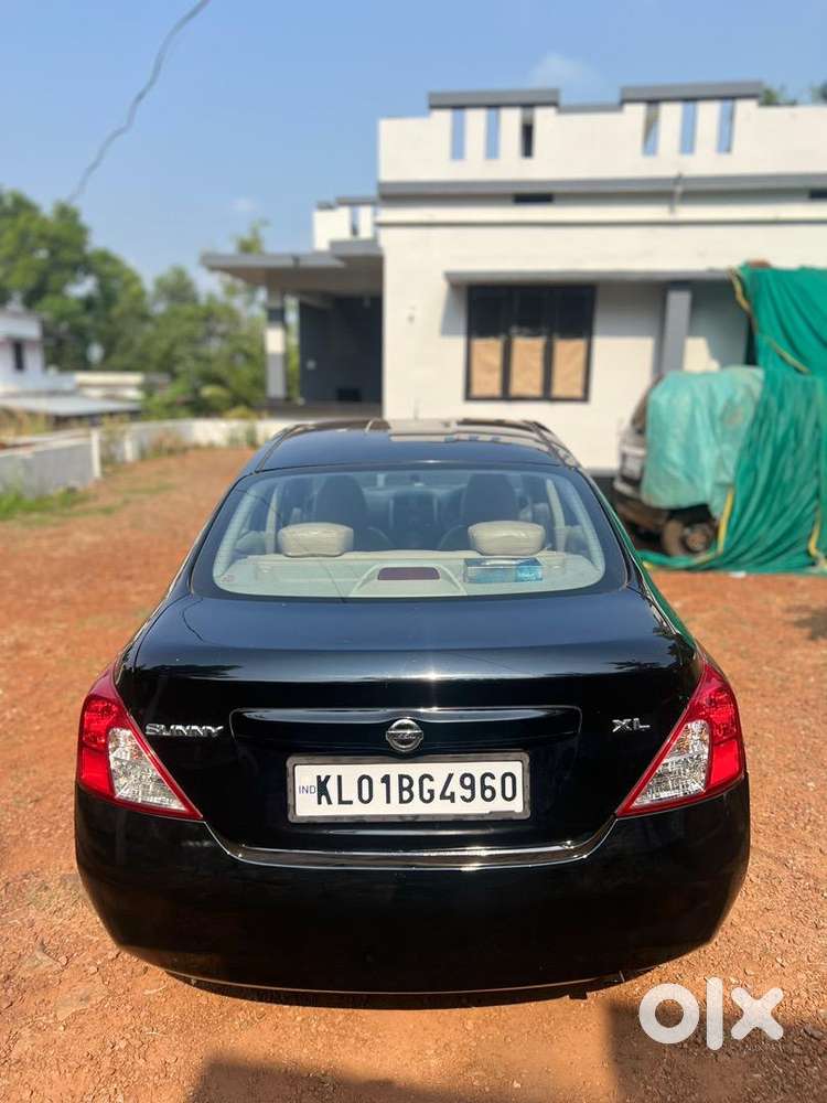 Nissan Sunny 2012 Petrol Well Maintained