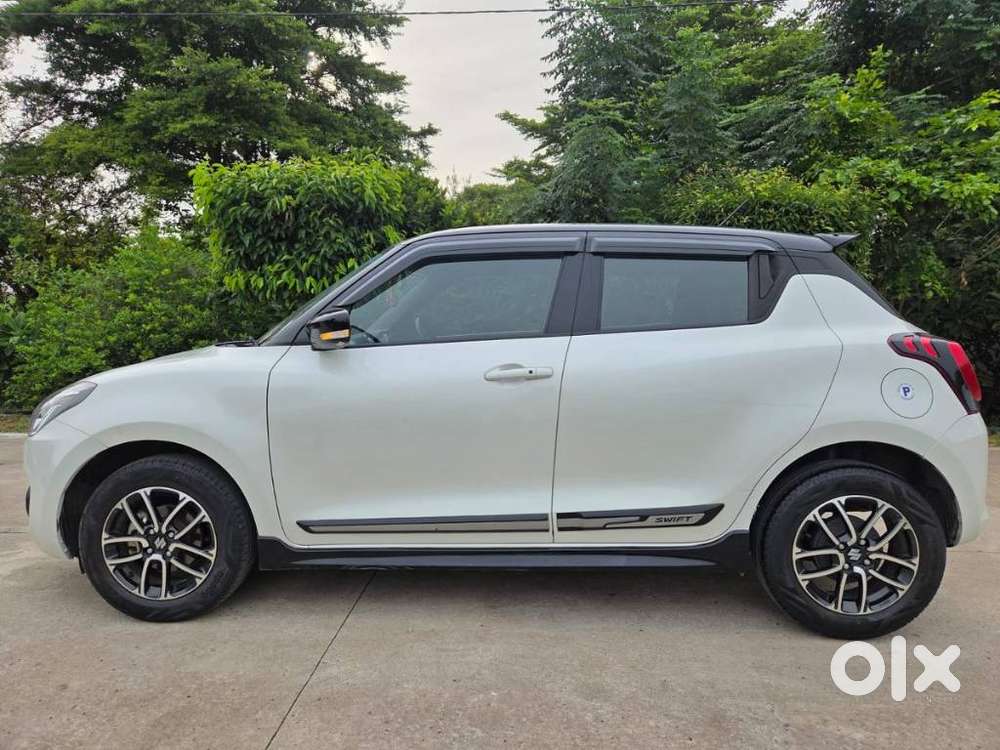Maruti Suzuki Swift Zxi Plus Dual Tone, 2023, Petrol