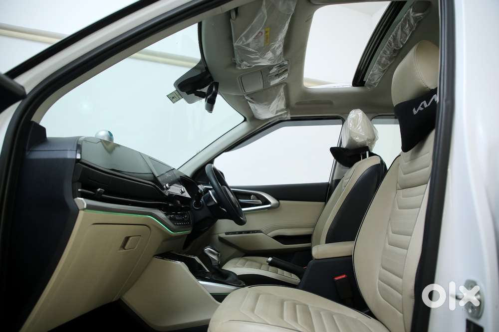 Kia Carens 1.5 Luxury Plus Turbo Dct 7 Str, 2023, Petrol