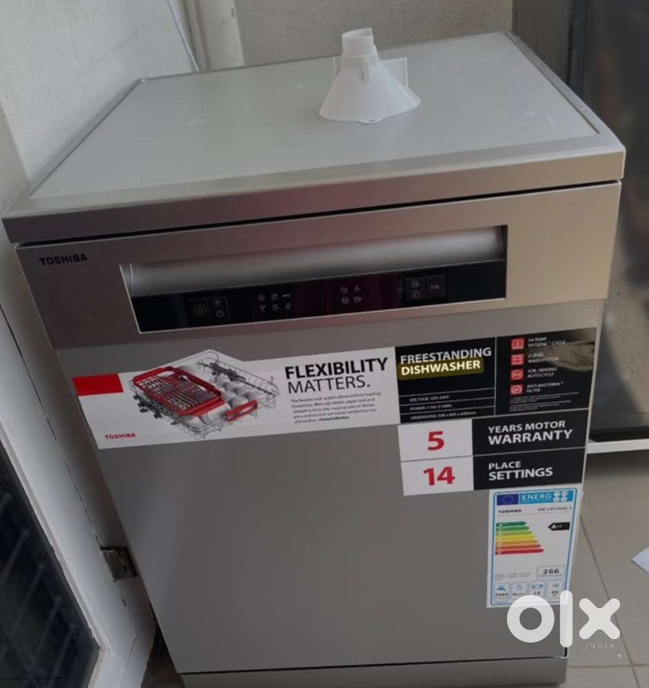Dish washer