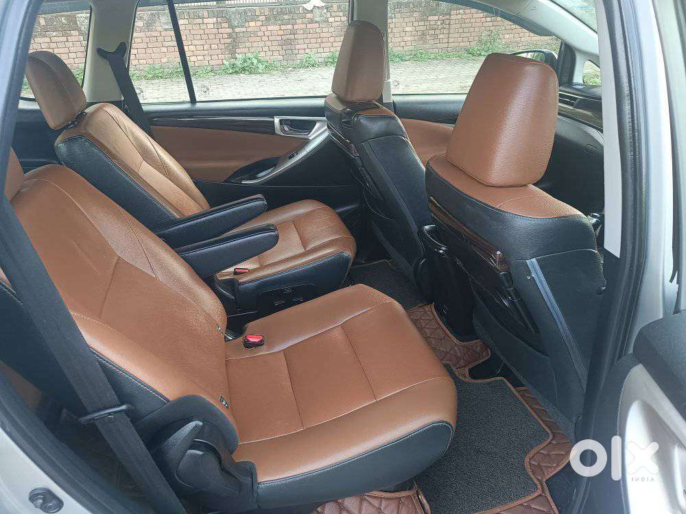 Toyota Innova Crysta 2.8z Automatic, 2019, Diesel