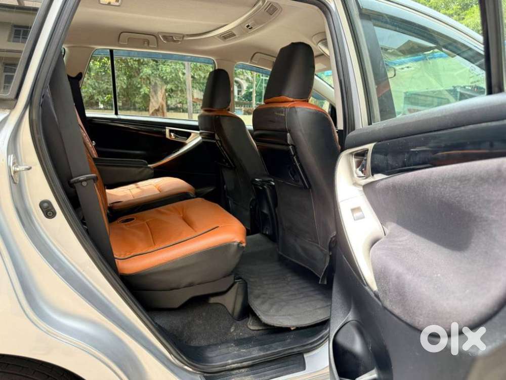 Toyota Innova Crysta 2.4 V 7 STR, 2017, Diesel