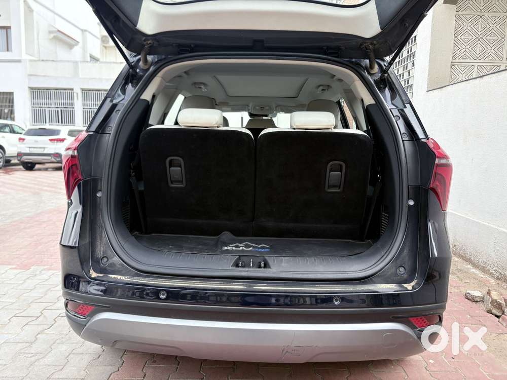 Mahindra Xuv700 Ax7 Luxury Pack Awd, 2022, Diesel