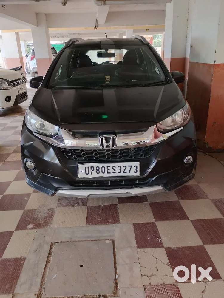 Wrv Sunroof Alloy Wheels Keyless Entry