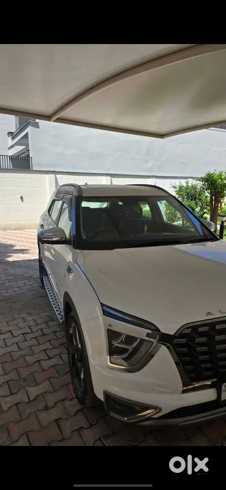 Hyuandai Alcazar Plantinum O 6 Seater Automatic