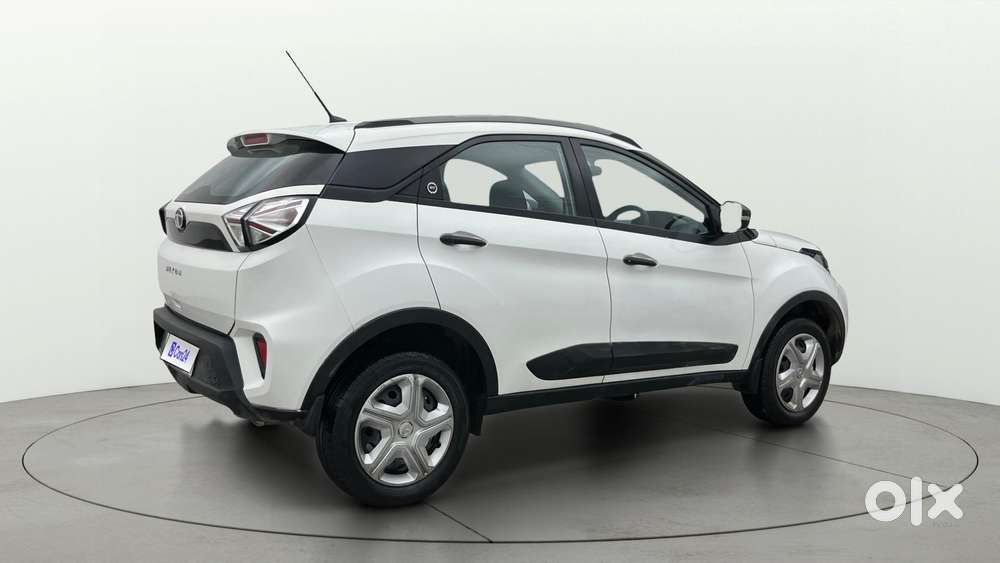 Tata Nexon 1.5 Revotorq XMA AMT, 2023, Petrol