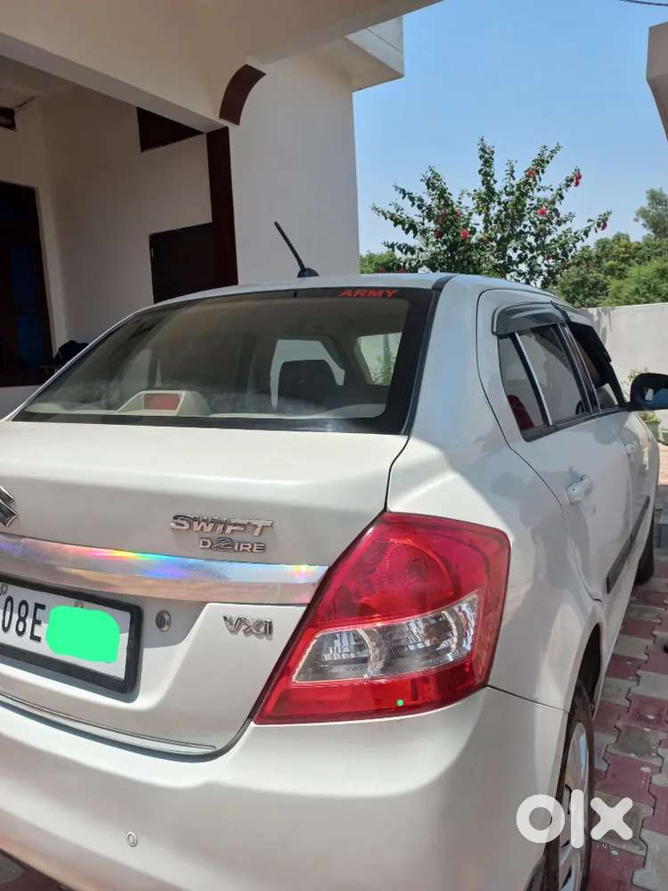Maruti Suzuki Swift Dzire 2015 Model For Sale. All Documents Are Clear