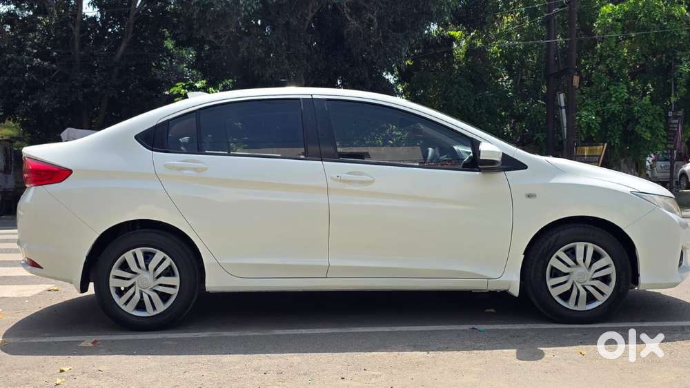 Honda City 2014-2015 I Vtec Sv, 2015, Petrol