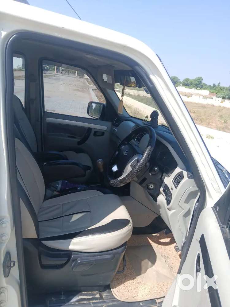 Mahindra Scorpio Diesel S11 दिसम्बर 2017