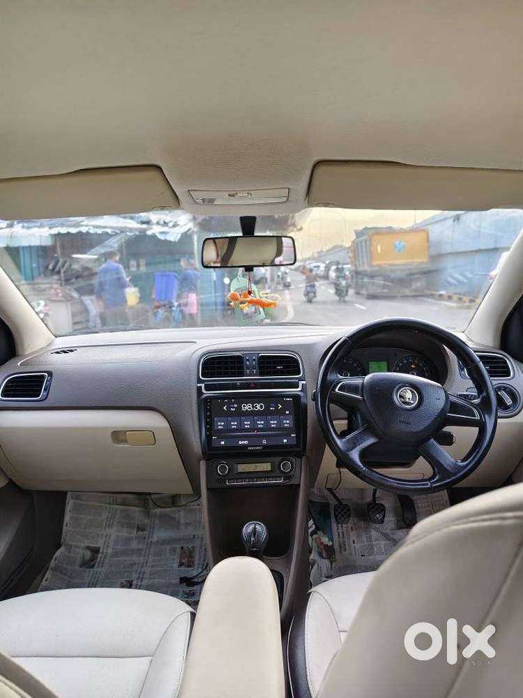 Skoda Rapid Elegance 1.6 Tdi Cr Manual, 2013, Diesel