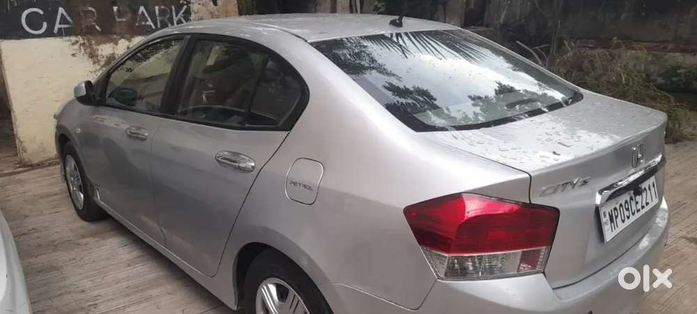 Honda City 2009 Lpg 57000 Km Driven