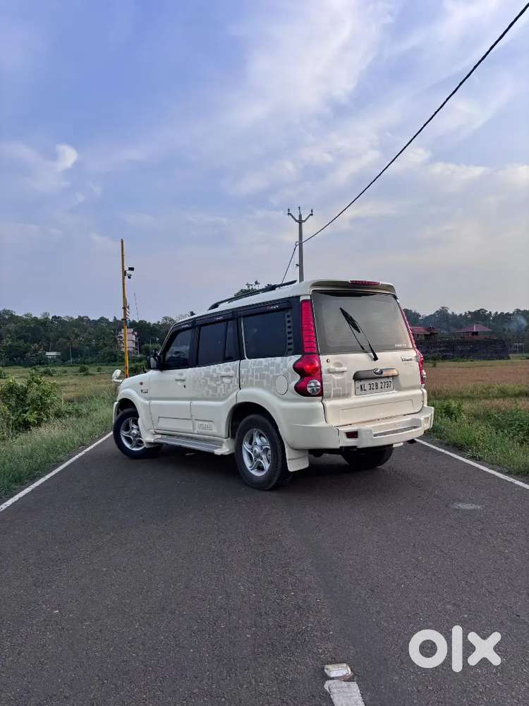 Mahindra Scorpio 2009 Diesel 229000 Km Driven